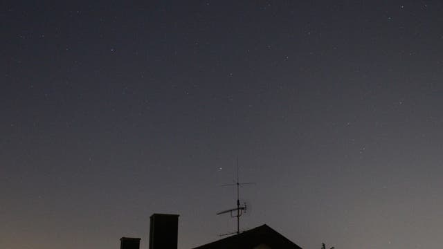 Saturn und Neptun am Morgenhimmel