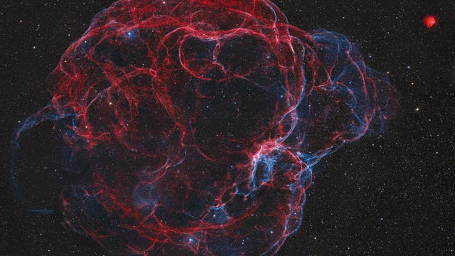 Spaghettinebel (Sh2-240)