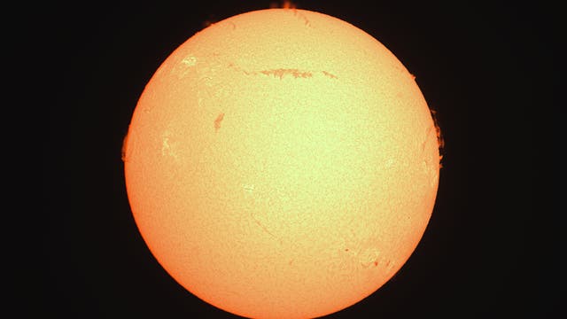 Sonne morgens den 1. Dezember 2025