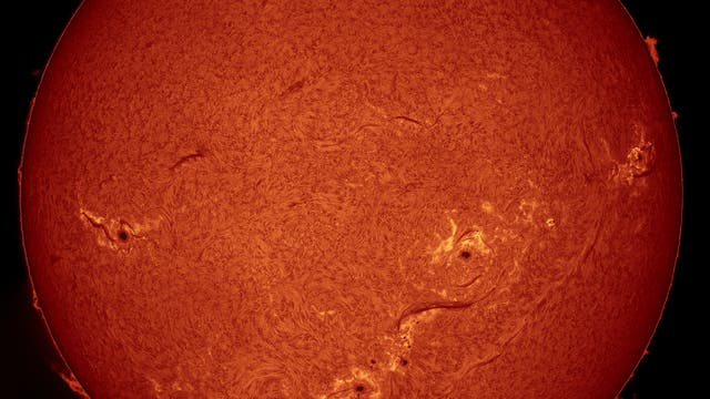 Die ganze Sonne am Samstag 07.09.2024 um 13:54 UTC