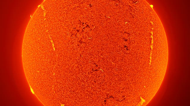 Huge prominence on the Sun!