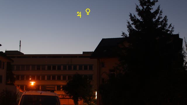 Venus und Jupiter in der Morgendämmerung (Objekte beschriftet)