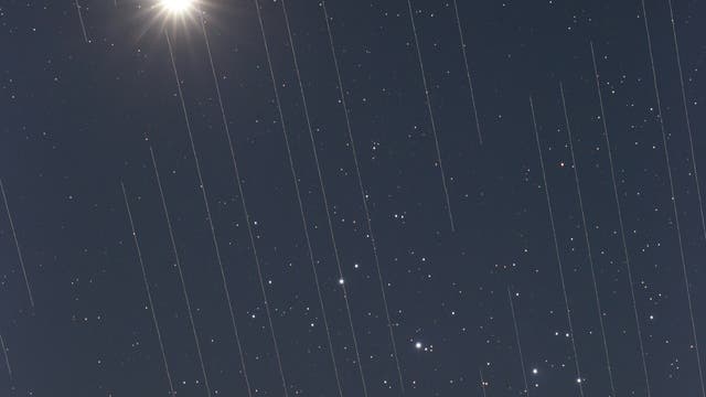 Starlinksatelliten - Venus - M45