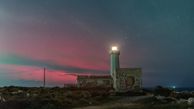 Northern Lights - Capo Murro di Porco lighthouse Plemmirio (Syracuse) Italy 