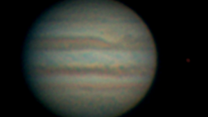 Farbaufnahme von Jupiter bei Tageslicht