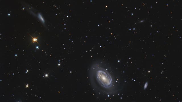 NGC 4725 im Haar der Berenike