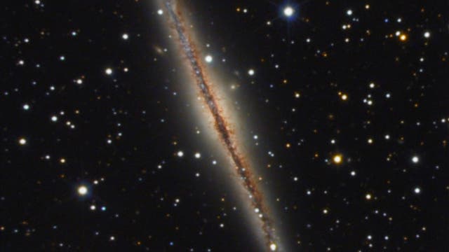 NGC 891 in der Andromeda