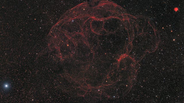 Sh2-240; Simeis 147 (Spaghetti Nebula)