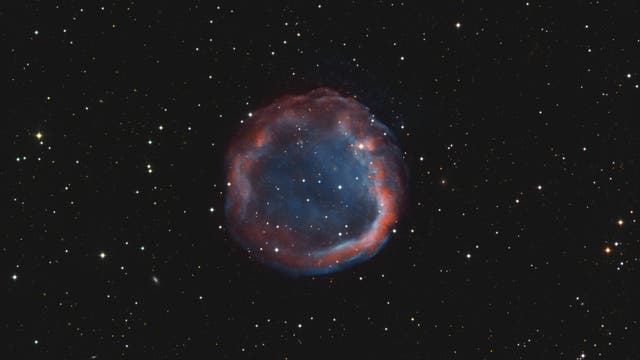 EGB-6 Planetarischer Nebel