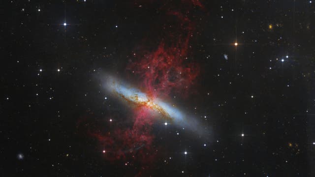 Messier 82 - H-Alpha-Filamente 