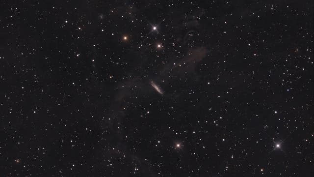 NGC 7597 - Galaxie im Nebel