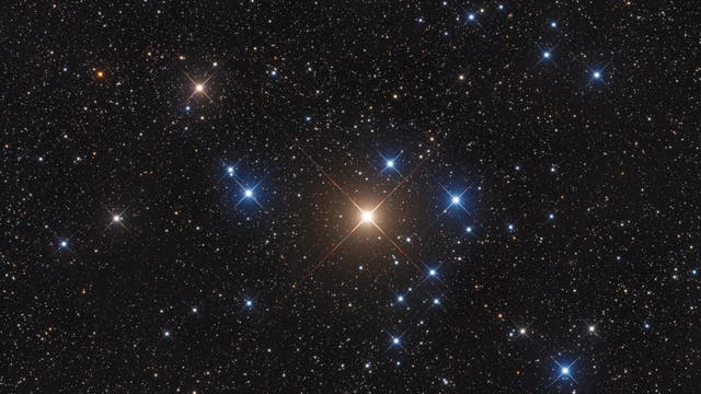 NGC 2451 – Ein 'brillanter' Sternhaufen am Südhimmel