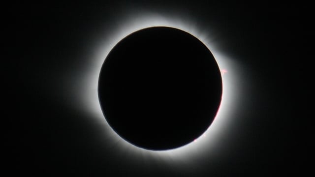 Totale Sonnenfinsternis über der Mongolei / Bor Udzuur Totale Sonnenfinsternis über der Mongolei / Bor Udzuur