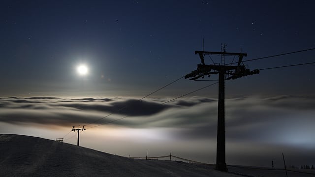 Mondaufgang über den Wolken Mondaufgang über den Wolken