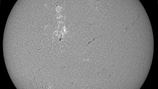 Sonne im H-Alpha-Licht Sonne im H-Alpha-Licht
