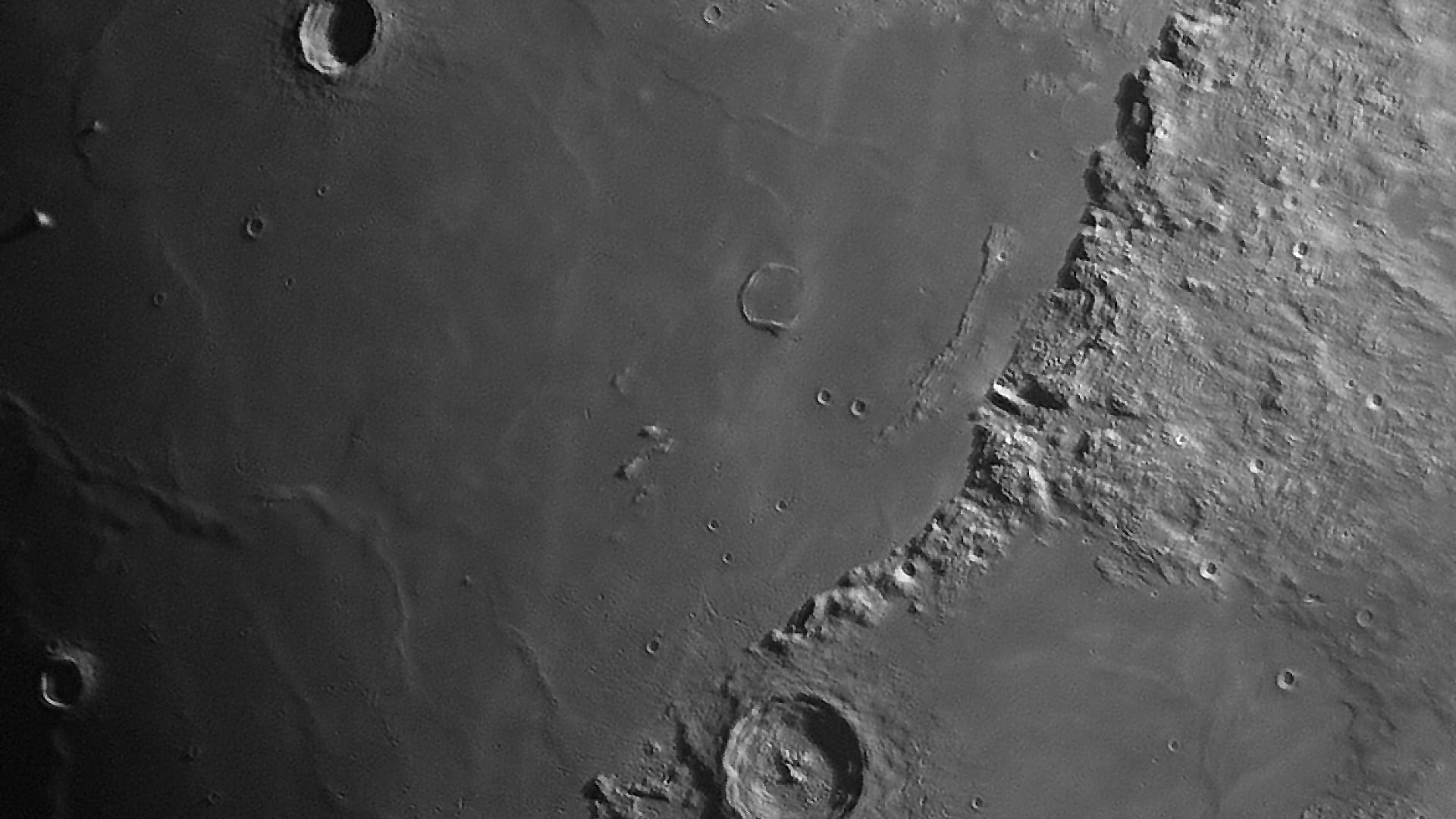 Der Mond am 24. April 2018 (3) - Spektrum der Wissenschaft