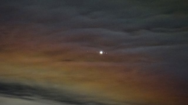 Jupiter in irisierender Wolke Jupiter in irisierender Wolke