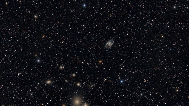 Fornax Cluster und NGC 1365 Fornax Cluster und NGC 1365