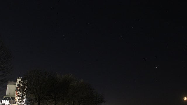 Mond, Jupiter und Saturn am Abendhimmel Mond, Jupiter und Saturn am Abendhimmel