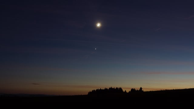 Mond und Venus (II) Mond und Venus (II)