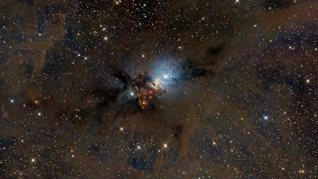 Die Reflexionsnebel NGC 1333 im Perseus Die Reflexionsnebel NGC 1333 im Perseus