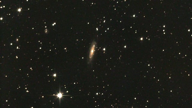 NGC3200 eine einsame Galaxie in der Wasserschlange NGC3200 eine einsame Galaxie in der Wasserschlange
