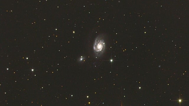 NGC3893-NGC3896 wechselwirkende Galaxien im Großen Bären NGC3893-NGC3896 wechselwirkende Galaxien im Großen Bären