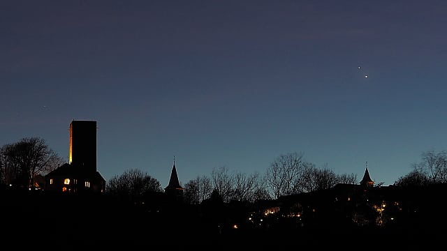 Jupiter und Saturn über der Burg Blankenstein Jupiter und Saturn über der Burg Blankenstein
