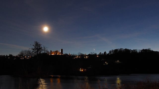 Jupiter und Saturn über der Burg Blankenstein Jupiter und Saturn über der Burg Blankenstein