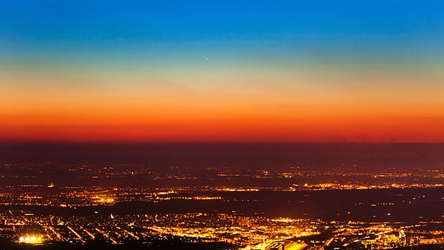 Komet PANSTARRS (C/2011 L4) vom Königstuhl, Heidelberg Komet PANSTARRS (C/2011 L4) vom Königstuhl, Heidelberg