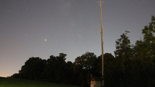 Jupiter und Saturn neben dem Antennenträger des Senders Biberach Jupiter und Saturn neben dem Antennenträger des Senders Biberach