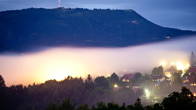 Nebelbank vor dem Schöckl Nebelbank vor dem Schöckl