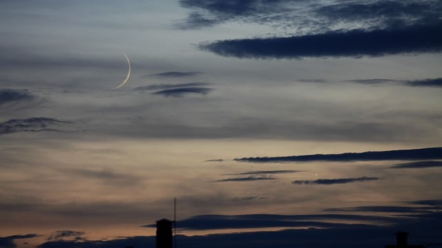 Neulicht-Mond und Venus Neulicht-Mond und Venus