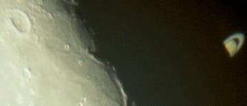 Saturnbedeckung durch den Mond
