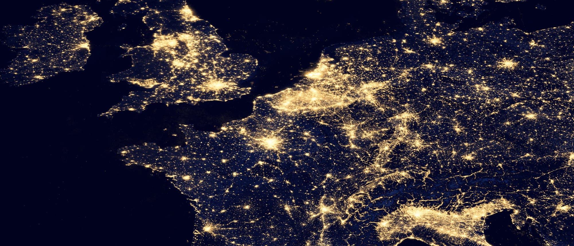 Europa bei Nacht - Satellitenaufnahme