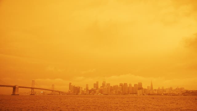 Waldbrände tauchen San Francisco in einen roten Schimmer