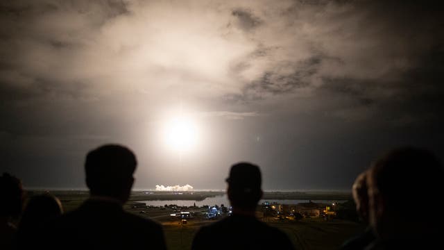 Am 11. November 2021 um 3.03 Uhr deutscher Zeit ist die Crew-3 von SpaceX mit Matthias Maurer an Bord zur Internationalen Raumstation gestartet.