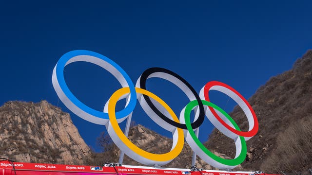 Olympische Ringe im alpinen...