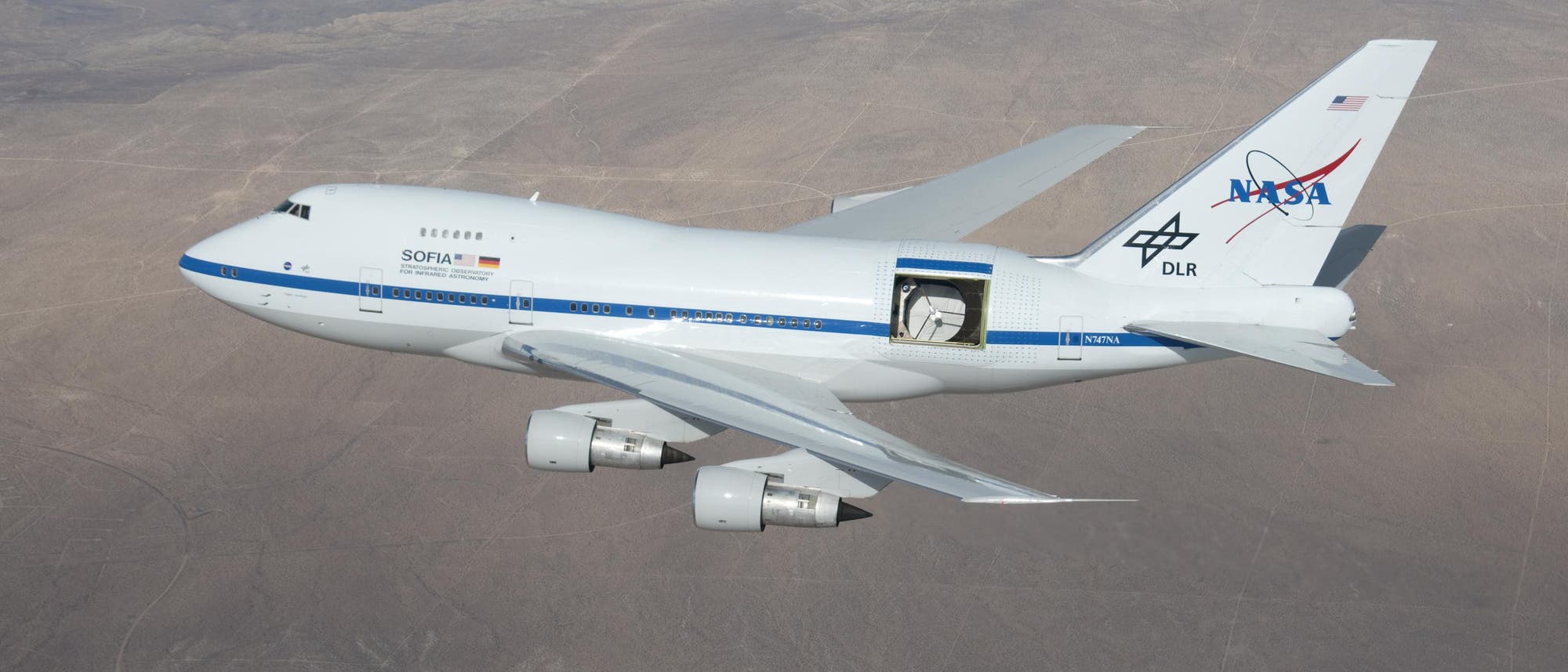 Die Flugzeugsternwarte SOFIA beim Testflug Die Flugzeugsternwarte SOFIA beim Testflug