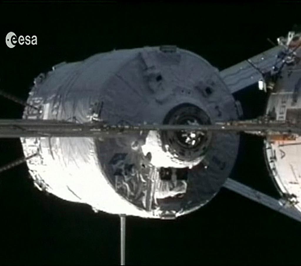"Johannes Kepler" beim Andockmanöver an die ISS