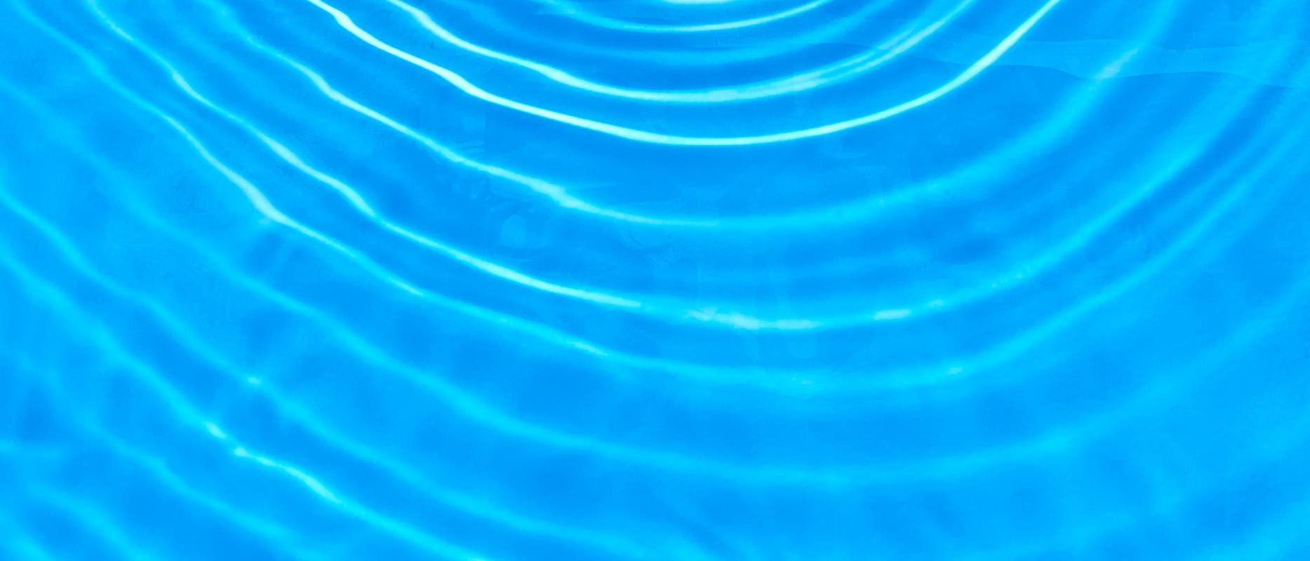 Wellen in Wasser Wellen in Wasser