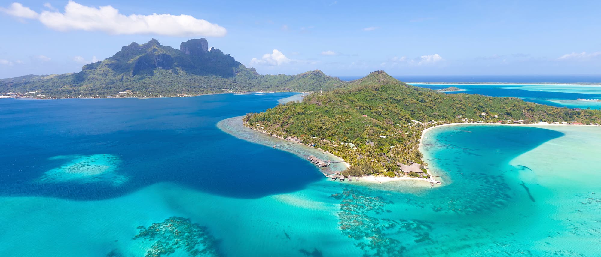 Bora Bora ist der Inbegriff einer Trauminsel in der Südsee. Bora Bora ist der Inbegriff einer Trauminsel in der Südsee.