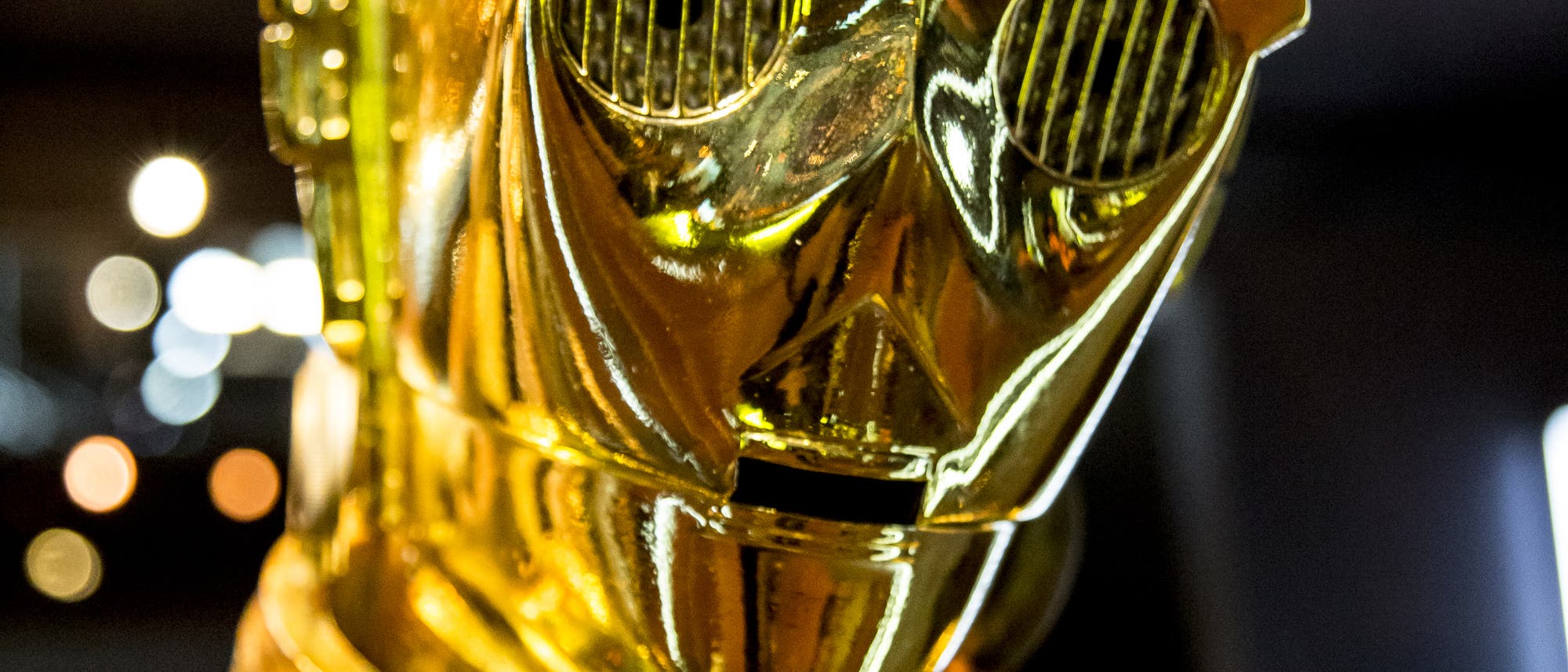 C-3PO C-3PO
