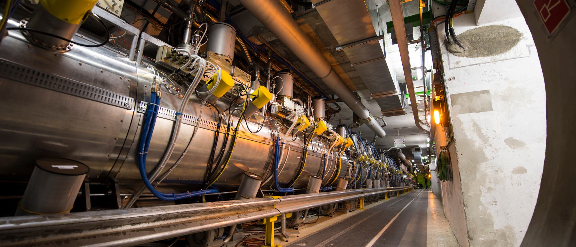 LHC-Tunnel LHC-Tunnel