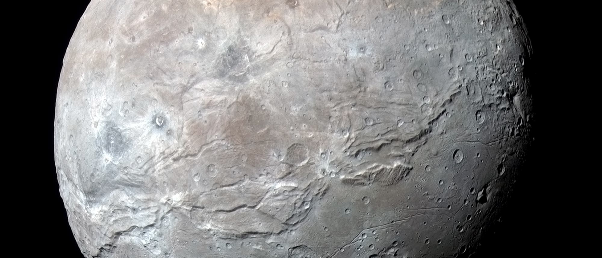 Plutomond Charon im Detail Plutomond Charon im Detail