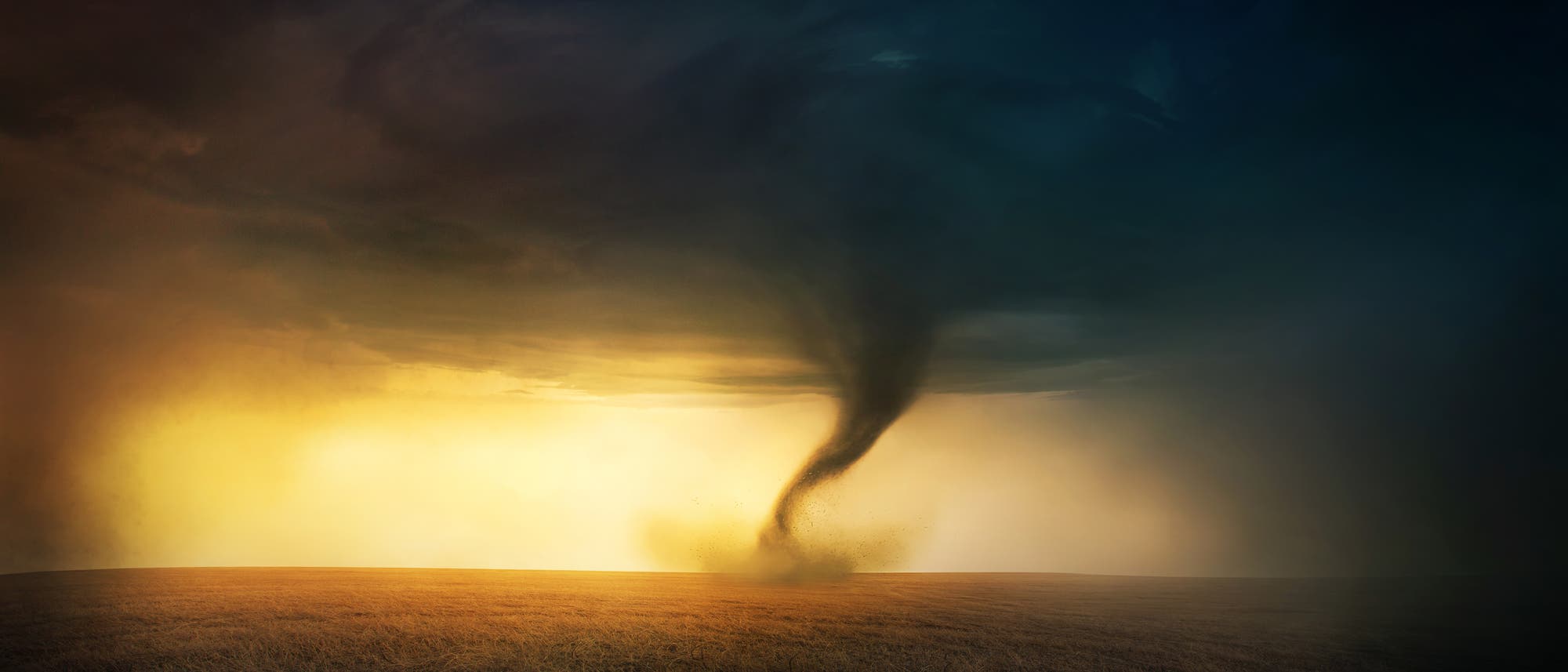Tornado vor Sonnenuntergang Tornado vor Sonnenuntergang