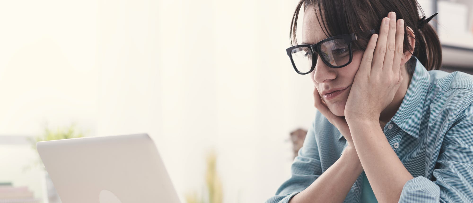 Frau am Computer Frau am Computer
