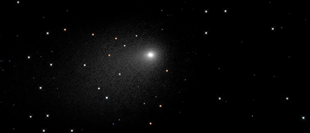 Aufnahme des Kometen Siding Spring vom Oktober 2014 mit dem Hubble Space Telescope. Aufnahme des Kometen Siding Spring vom Oktober 2014 mit dem Hubble Space Telescope.