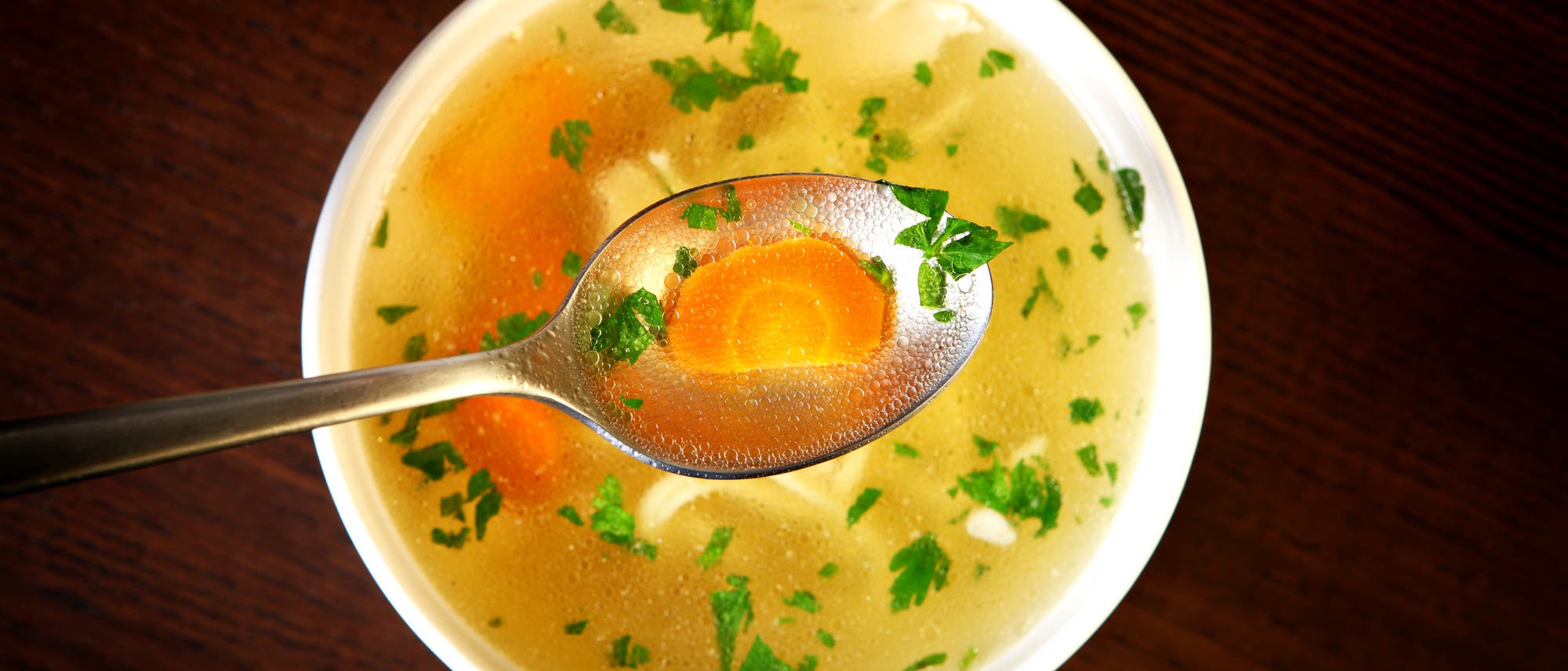 Hühnersuppe soll gegen Grippe helfen Hühnersuppe soll gegen Grippe helfen