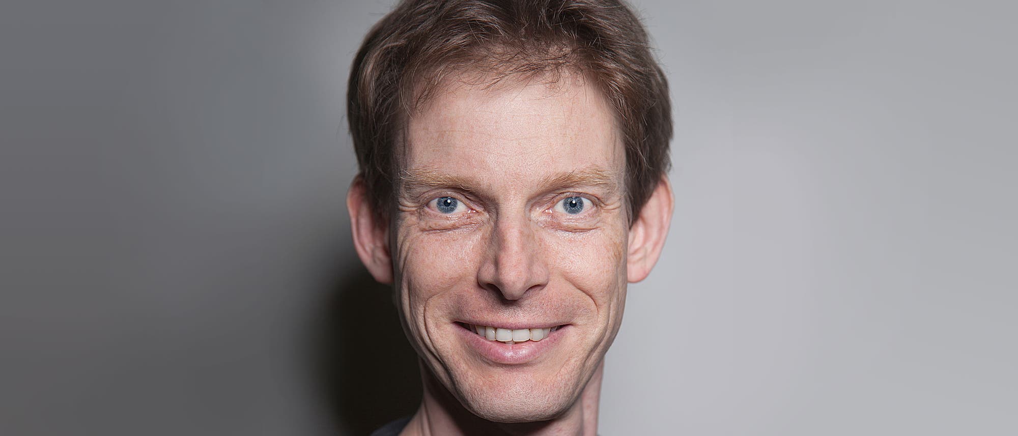 Redaktionsleiter Dr. Hartwig Hanser Redaktionsleiter Dr. Hartwig Hanser